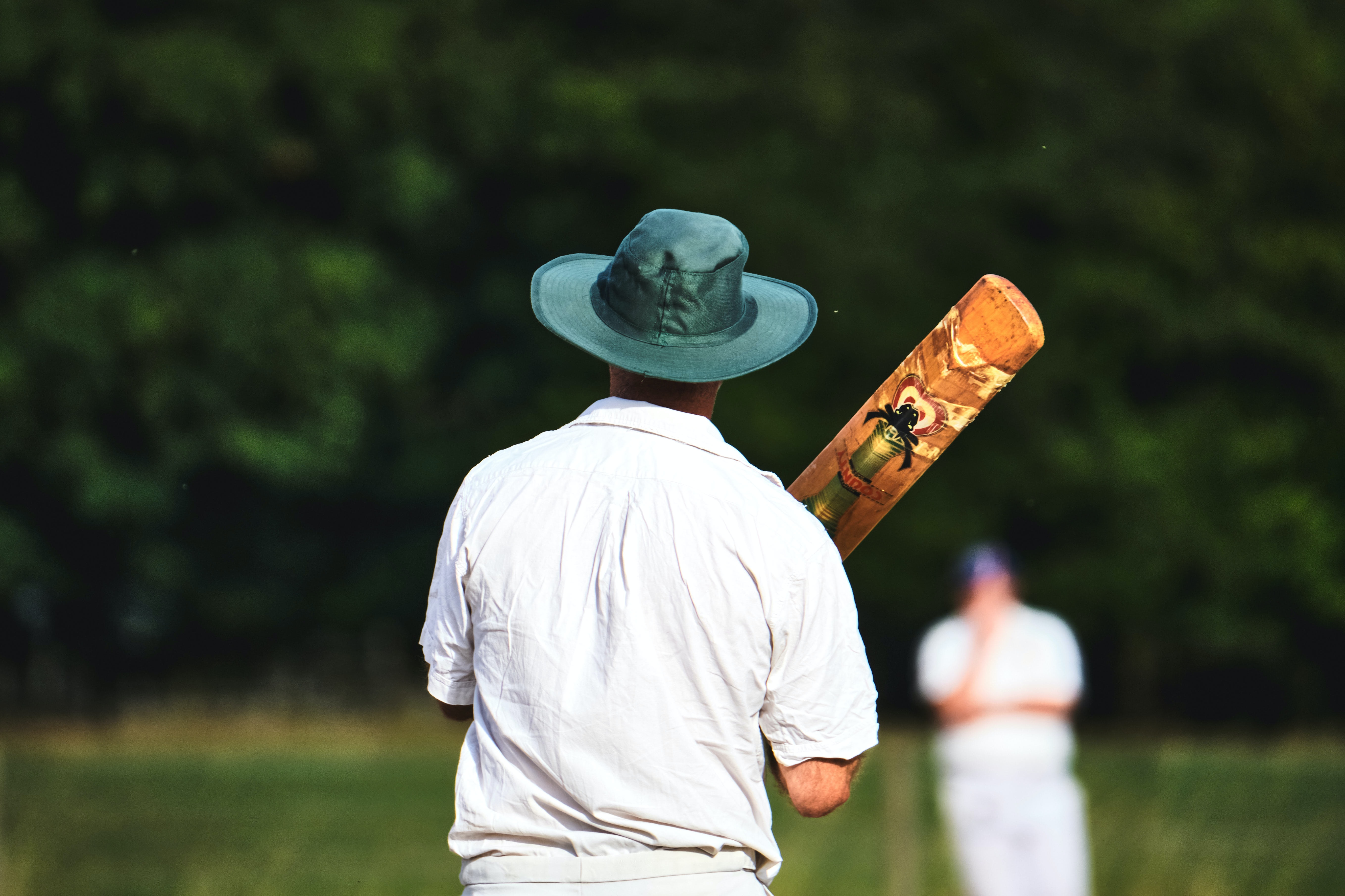 10 Things You Should Have in Your Cricket Kit